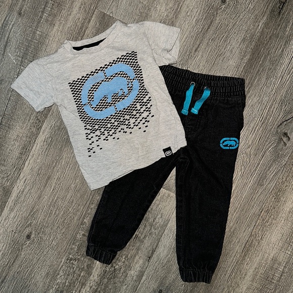 2T // Ecko outfit - Picture 1 of 8